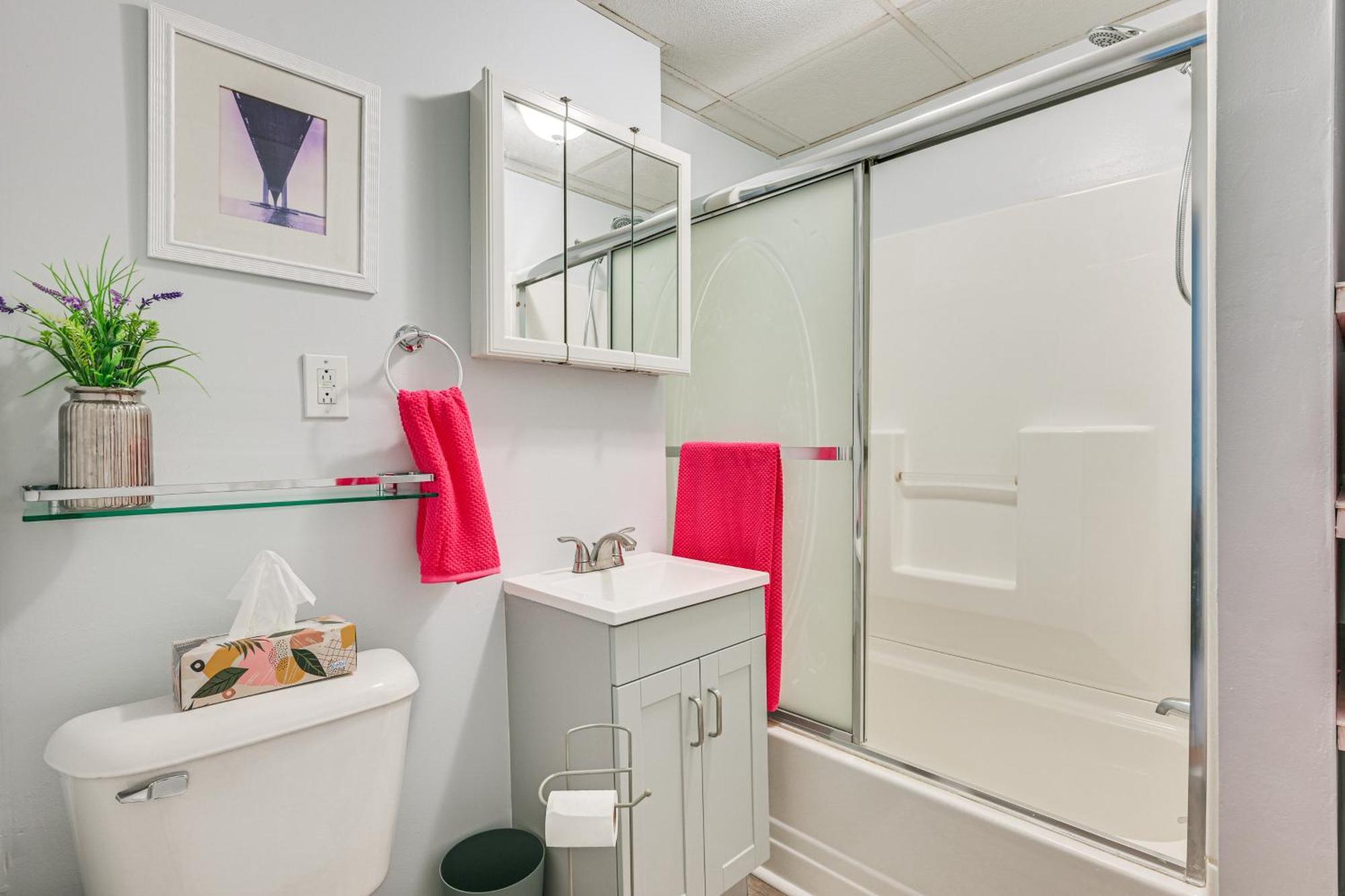 Medford Apartment Rental, 5 Mi To Downtown Boston Buitenkant foto